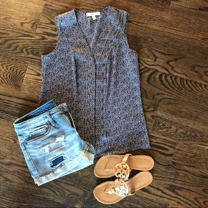 Banana Republic sleeveless top 2